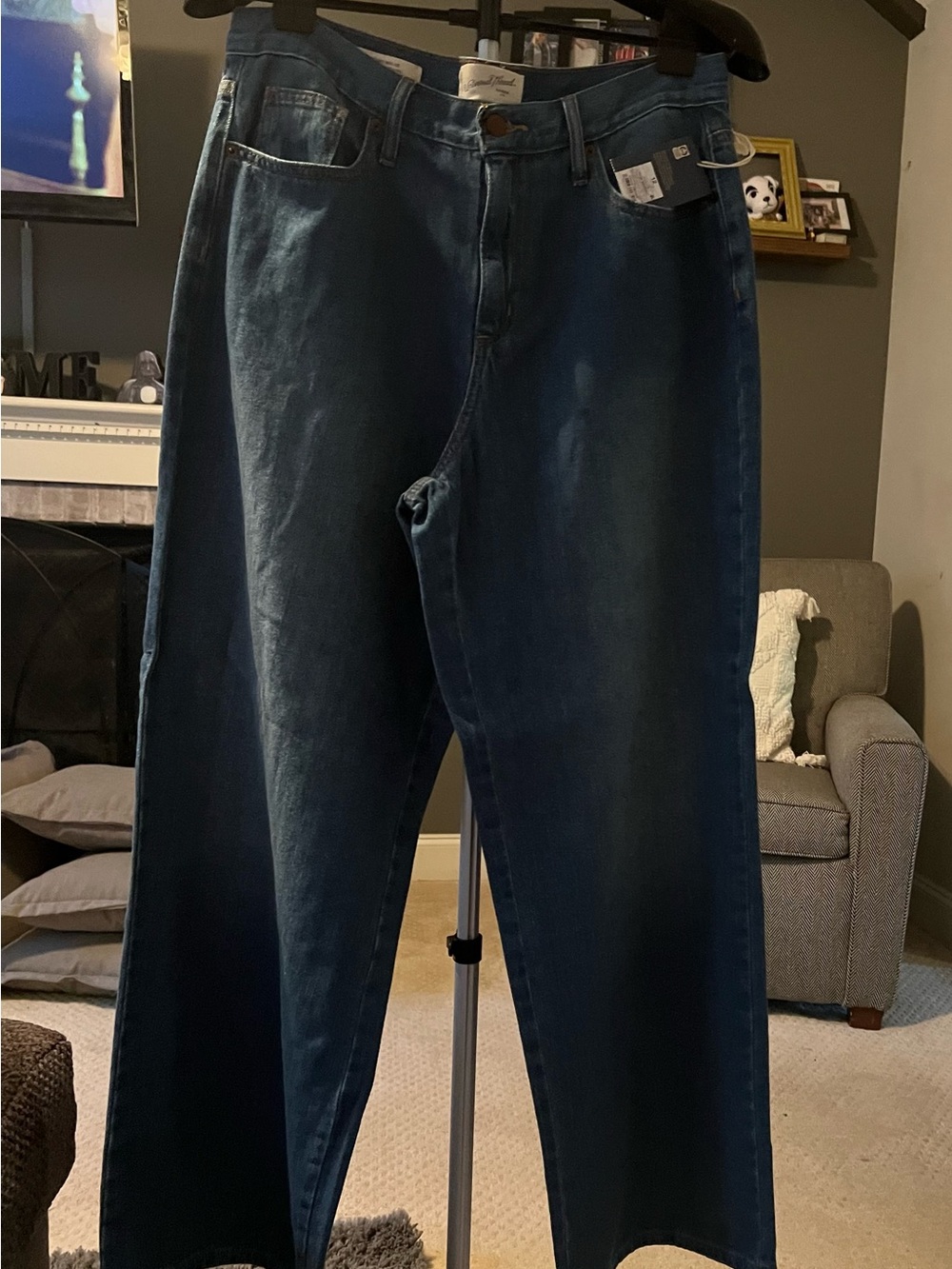 Universal Thread Relaxed Wide Leg Jeans, women’s size 12R , medium wash, NWT